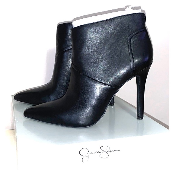 Jessica Simpson boots - Picture 2 of 8